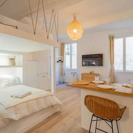 Le Charme Du Panier 1 Minute Du Vieux Port By Weekome Apartment Marseille