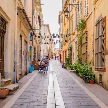 Apartment Le Charme Du Panier 1 Minute Du Vieux Port By Weekome