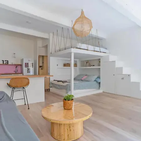 Le Charme Du Panier 1 Minute Du Vieux Port By Weekome Apartment Marseille